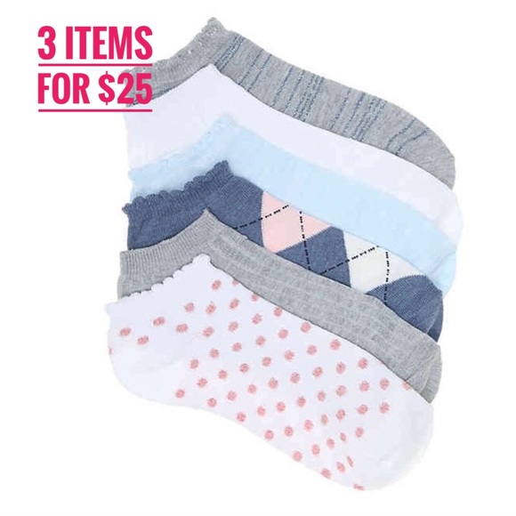 Kelly & Katie Accessories - SOLD! 3/$25✨Kelly & Katie 6 pack socks Nwt